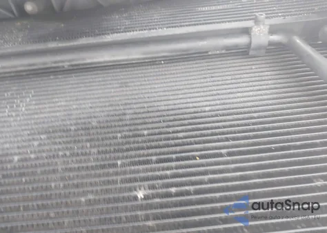 2014 Jeep Cherokee Limited z USA, uszkodzony, nr VIN 1C4PJMDS2EW133524